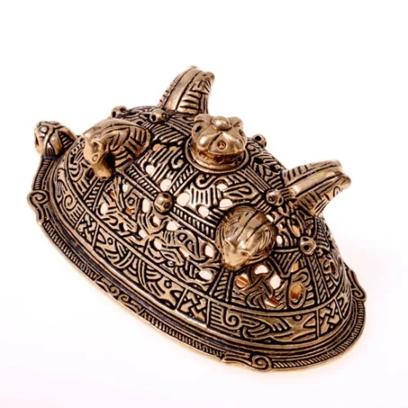 Birka Horse‑Head Oval Brooch – PE‑03 Oval brooch with horse‑head design from Birka, Viking Age reproduction.